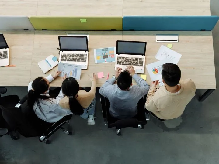 Startups & SaaS
